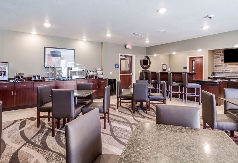 فندق Cobblestone Inn & Suites  Fremont