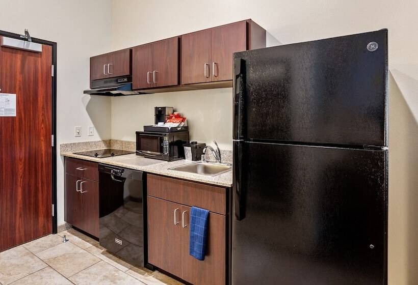 فندق Cobblestone Inn & Suites  Fremont