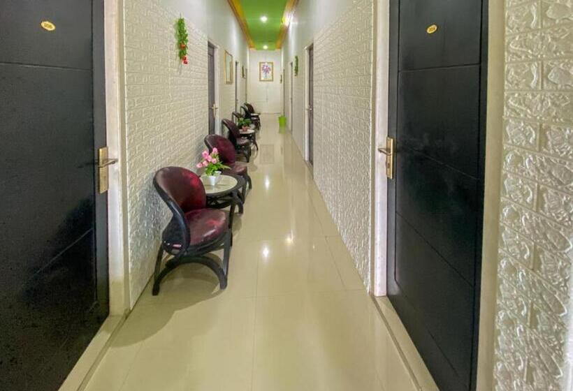 호텔 Karunia 2 Jailolo