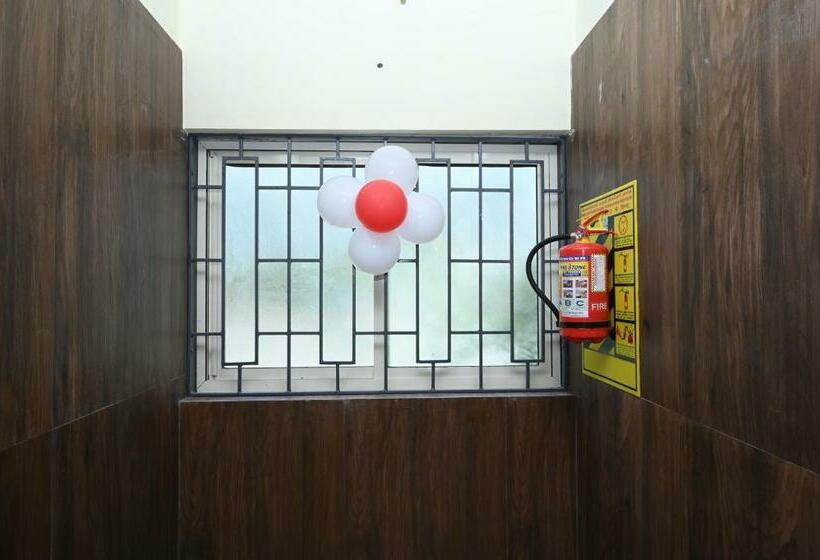 בית מלון כפרי Kingstar Residency