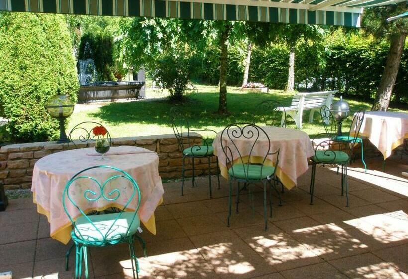 Отель L Auberge Des Gourmets Hôtel Restaurant