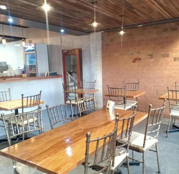 هتل La Gensol Plaza