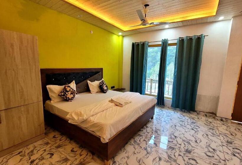 בית מלון כפרי Mountmemory , Barkot Yamunotri