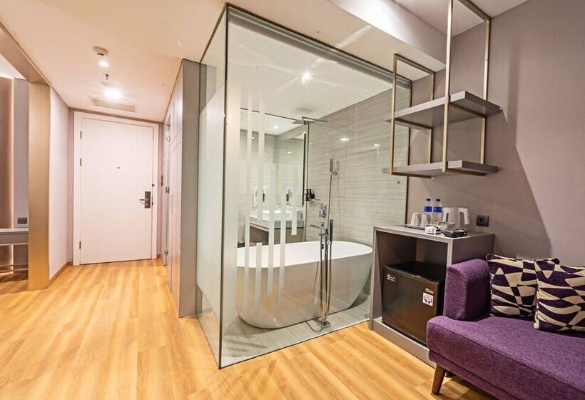 Platinum Hotel Tunjungan Surabaya