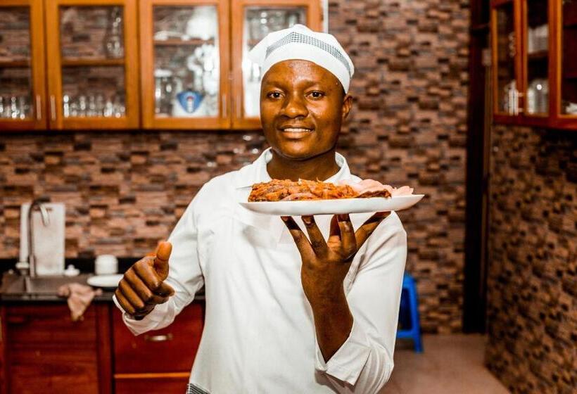 酒店 Randa Cottages Moshi