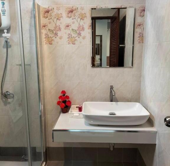 ホテル River Kwae Silvergold Kan