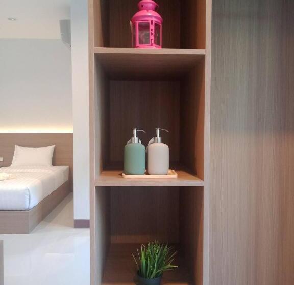 ホテル River Kwae Silvergold Kan