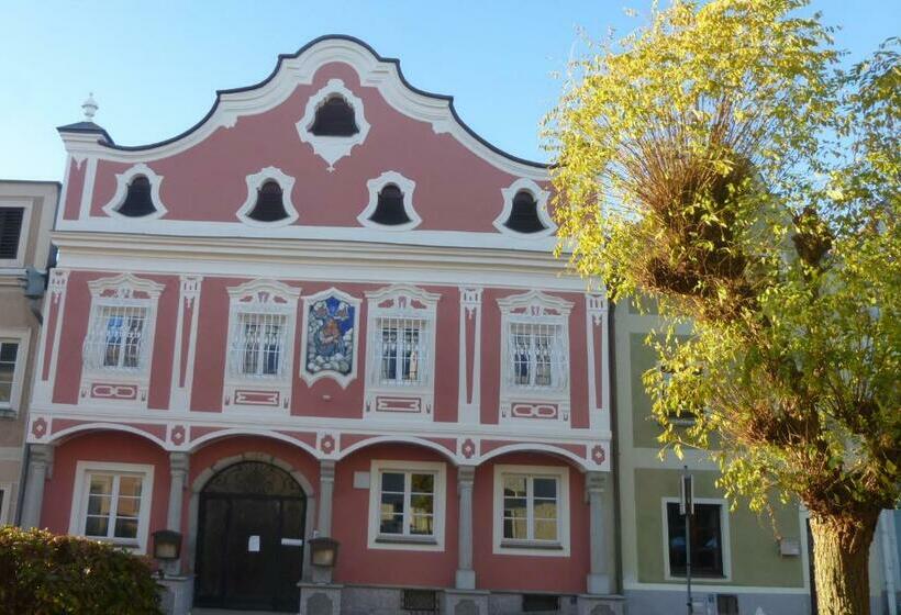 ホテル Café   Konditorei Schröckmayr Kastner