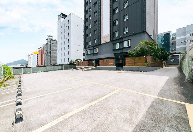 هتل Ssome Jeongkwan