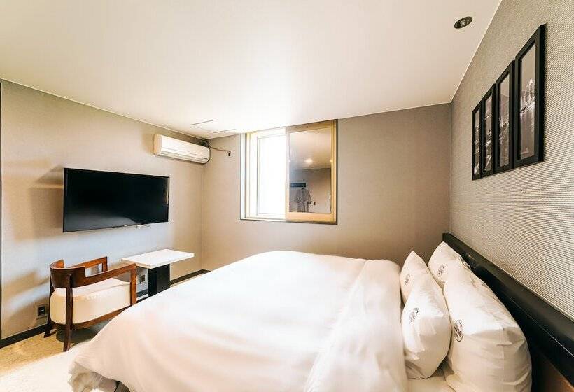 هتل Ssome Jeongkwan