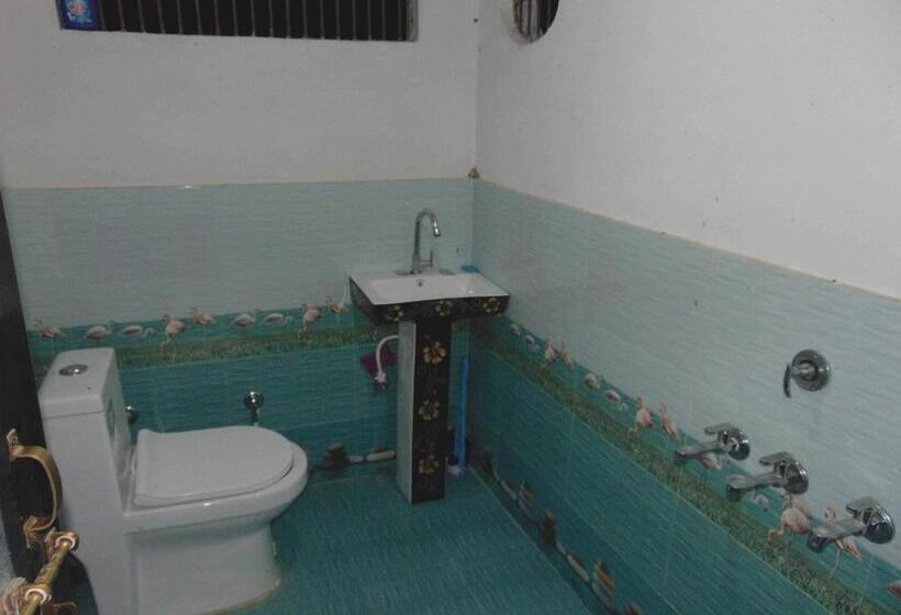 فندق Spot On Up86