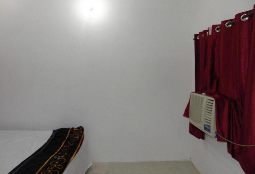 فندق Spot On Up86