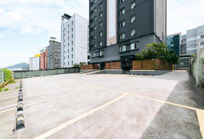 هتل Ssome Jeongkwan