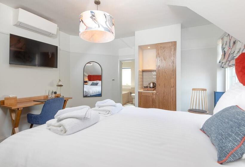 فندق The Chequers Inn