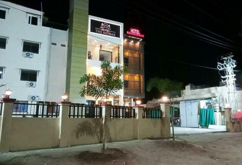 Отель The Mewar