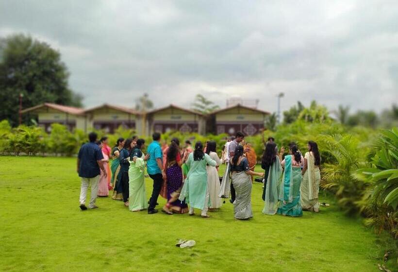 בית מלון כפרי Yugankur Farm House