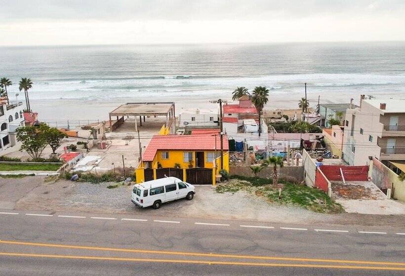 Ith Lazy Lobster Surf Hostel