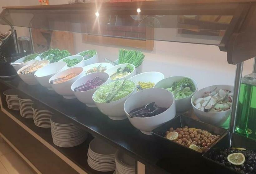 Meri̇ç Hotel Turunç