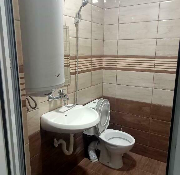 Pension (Hôtel basse catégorie) нощувки девня