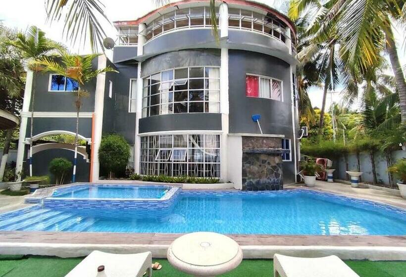 פנסיון Ajk Beach Resort