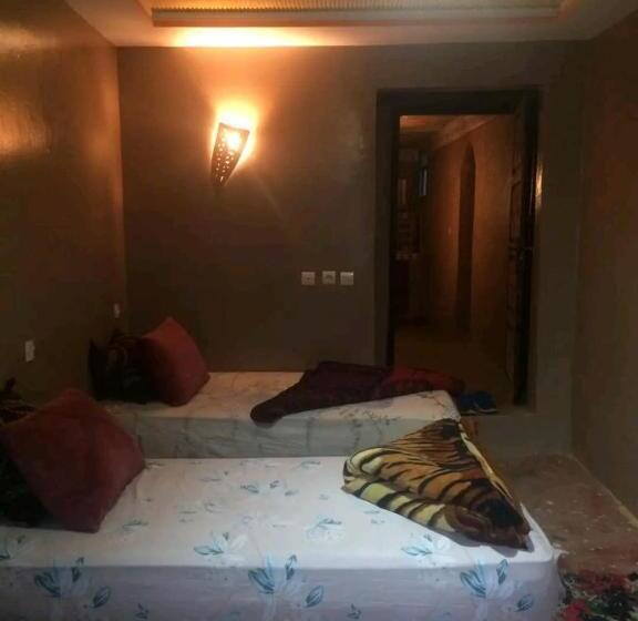 بنسيون Auberge Lac D Ifni