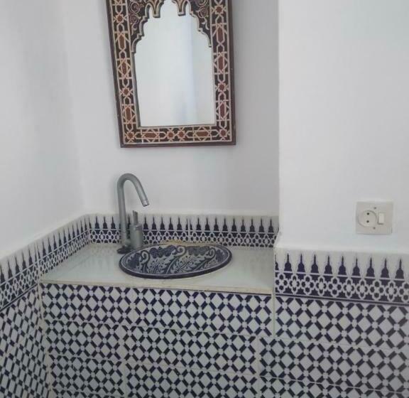 بنسيون Bleu Ocean House