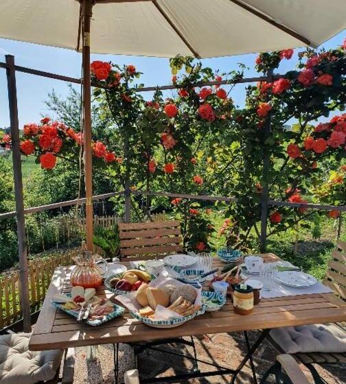 بنسيون Casale Il Girasole