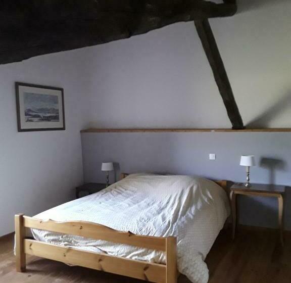 Пансион Chambres D Hôtes Les Pieds Dans L Herbe