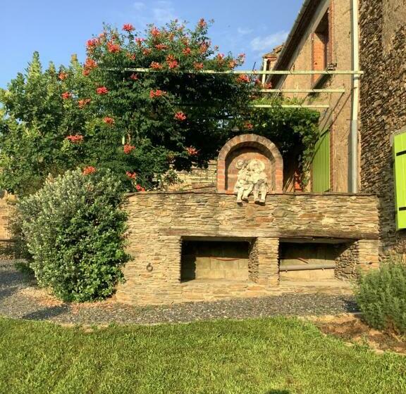 ペンション Granal