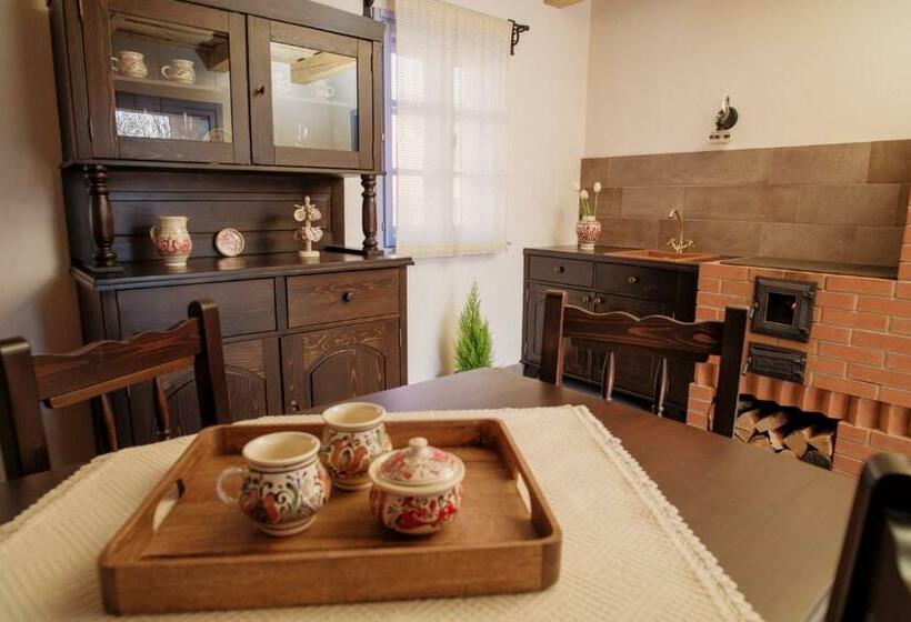 Пансион Körtövés Guest Village