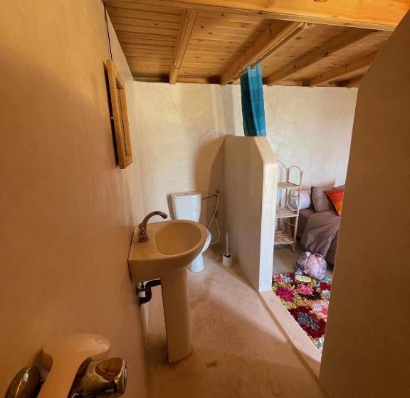 پانسیون La Chambre Tafokt