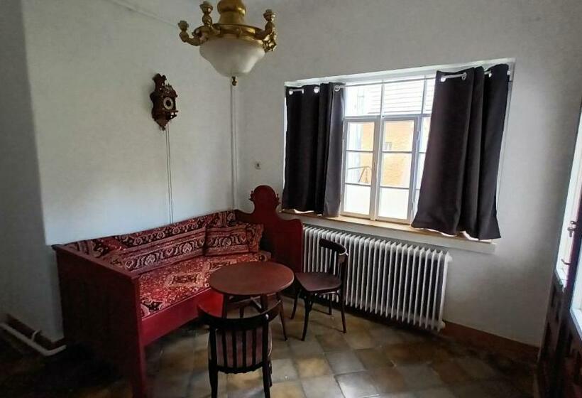 ペンション Levendula Apartman