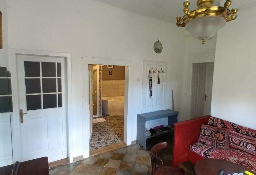 ペンション Levendula Apartman