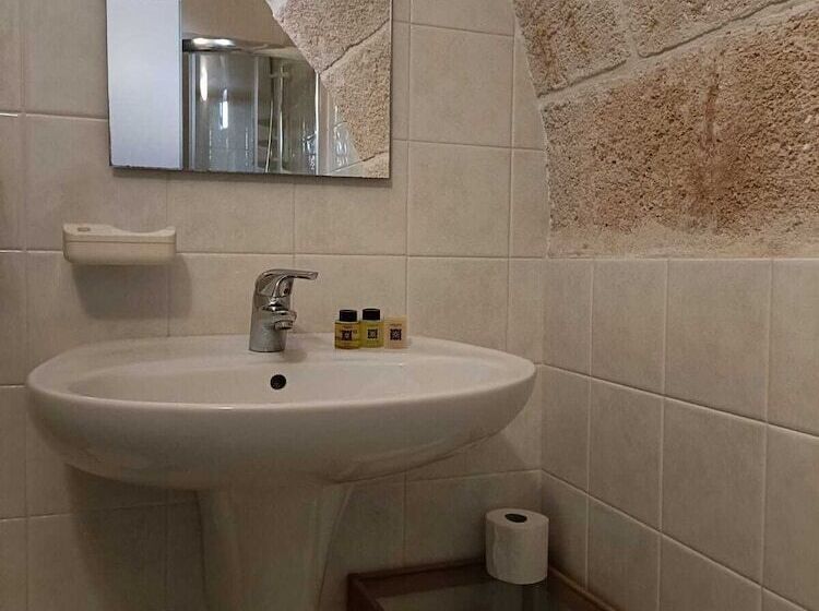 Пансион Masseria Galleppa   Rooms, Pool And Relax