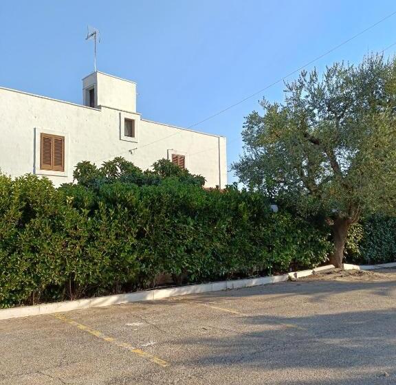 Пансион Masseria Galleppa   Rooms, Pool And Relax