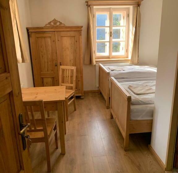 膳宿费 Na Vyhlídce