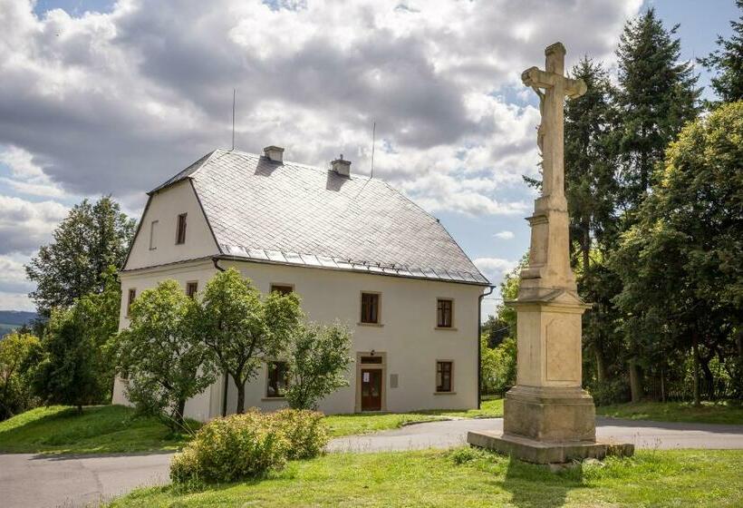 بنسيون Penzion U Křížové Cesty