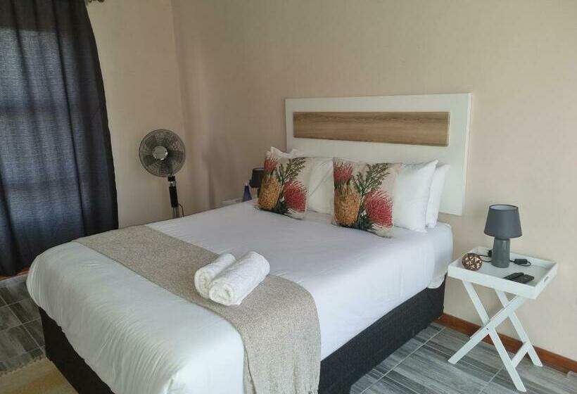 بنسيون Ribeng La Noka Conference And Leisure Center