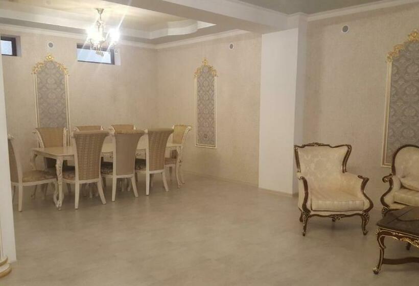 بنسيون Rubenyan Guest House