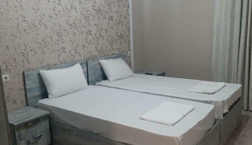 بنسيون Rubenyan Guest House