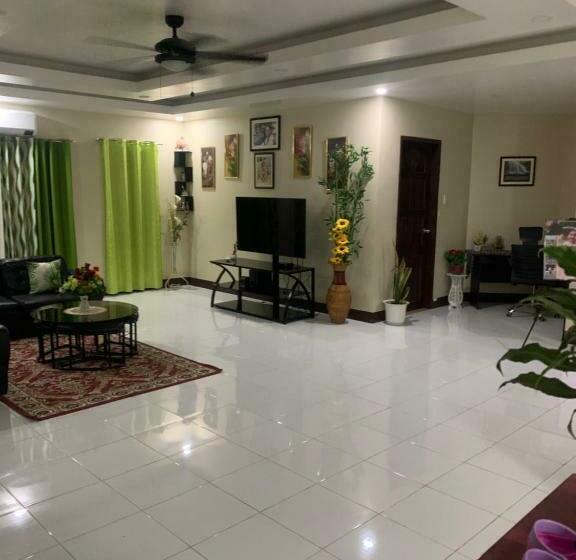 פנסיון Scarlett Resorts Pangasinan, Philippines