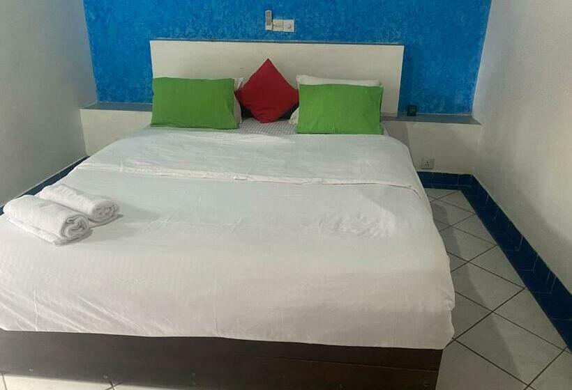 펜션 Sunny S Guest House And Resturant