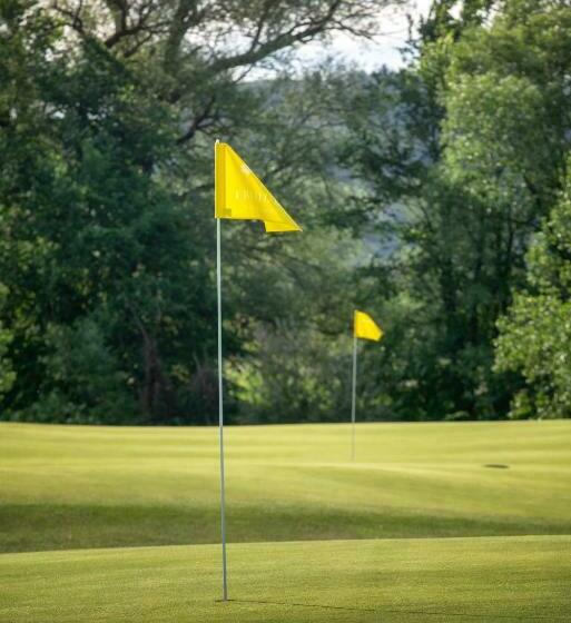 Пансион Tri Duby Golf Apartments