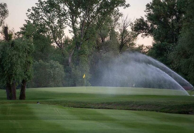 Пансион Tri Duby Golf Apartments