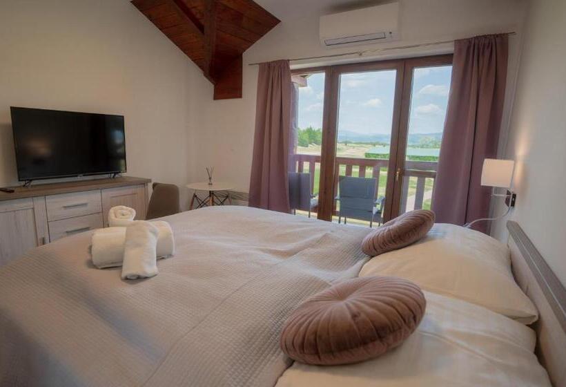 Пансион Tri Duby Golf Apartments