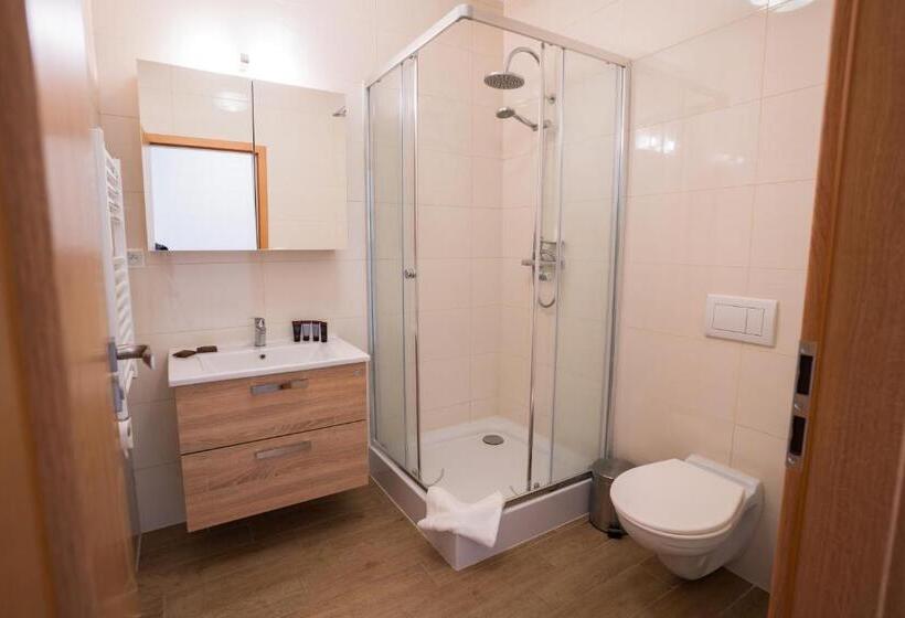 Пансион Tri Duby Golf Apartments