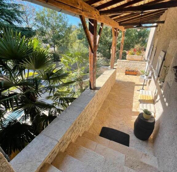 Пансион ô Trois Puits