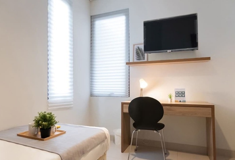 펜션 Twospaces Living At Zena Mozia