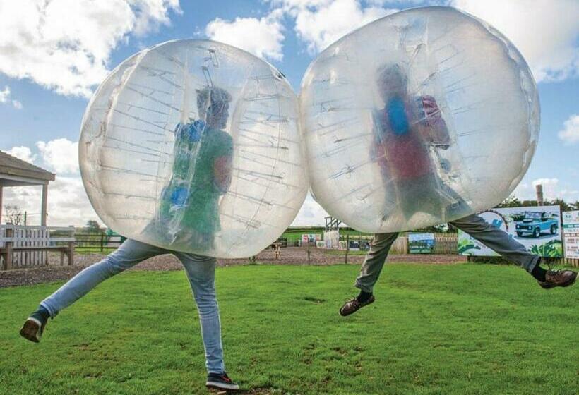 منتجع Florence Springs Glamping