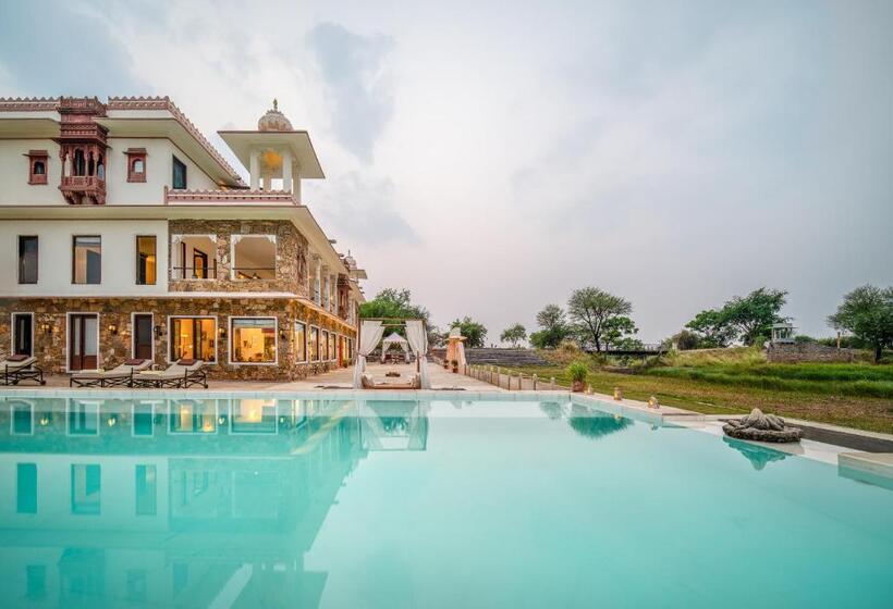 منتجع Kesarbagh